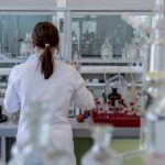 laboratory-2815641_1280 (1)