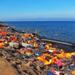 life-jackets-3290742_1280